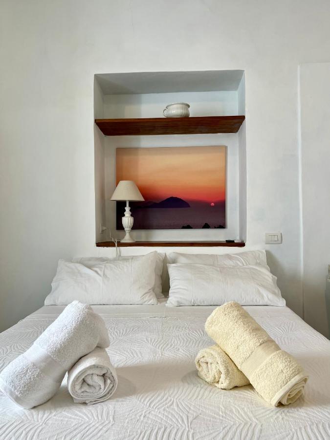 Antica Dimora Santa Marina Salina Bed & Breakfast Ngoại thất bức ảnh