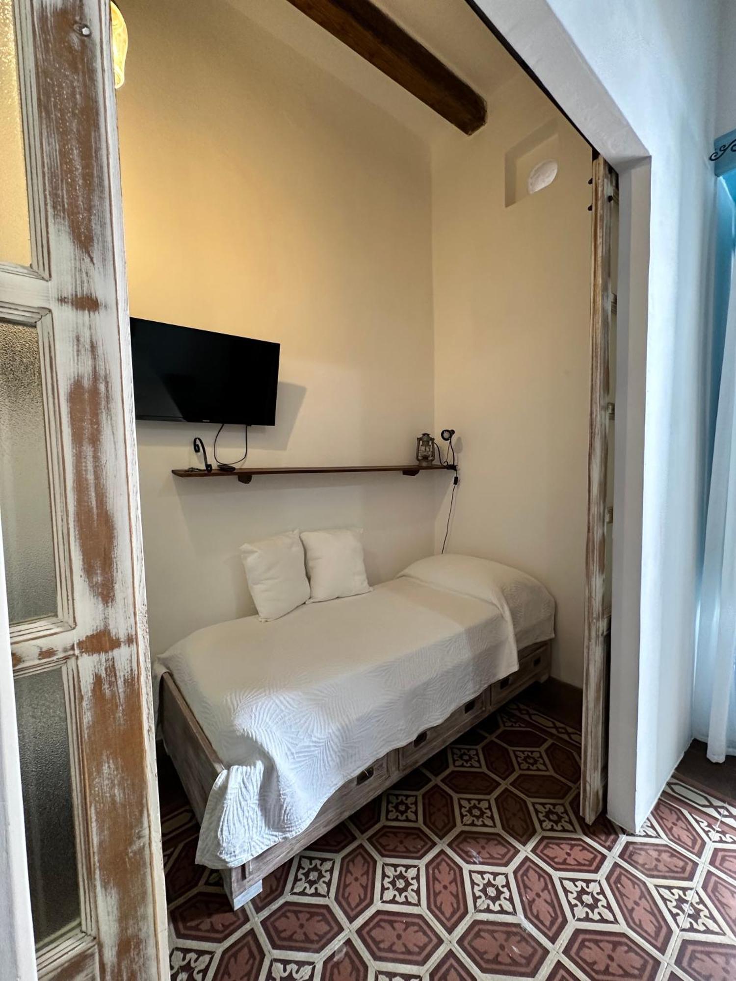 Antica Dimora Santa Marina Salina Bed & Breakfast Ngoại thất bức ảnh