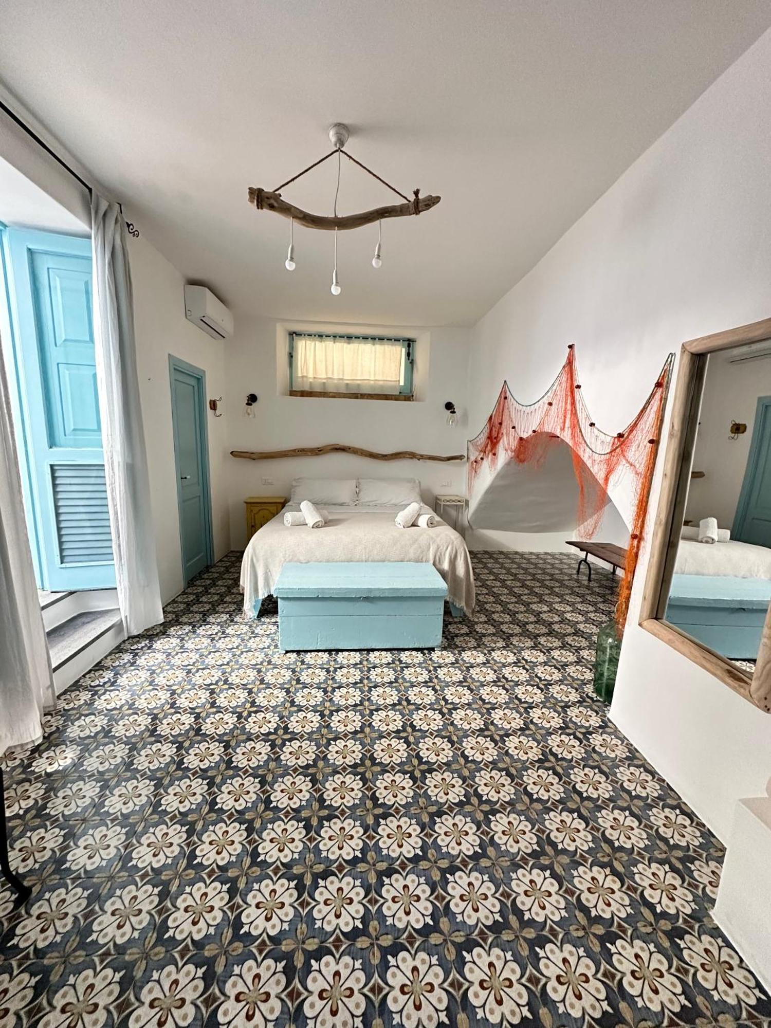 Antica Dimora Santa Marina Salina Bed & Breakfast Ngoại thất bức ảnh
